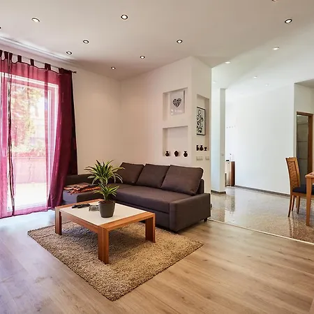 Elegance Apartman Apartamento Sopron